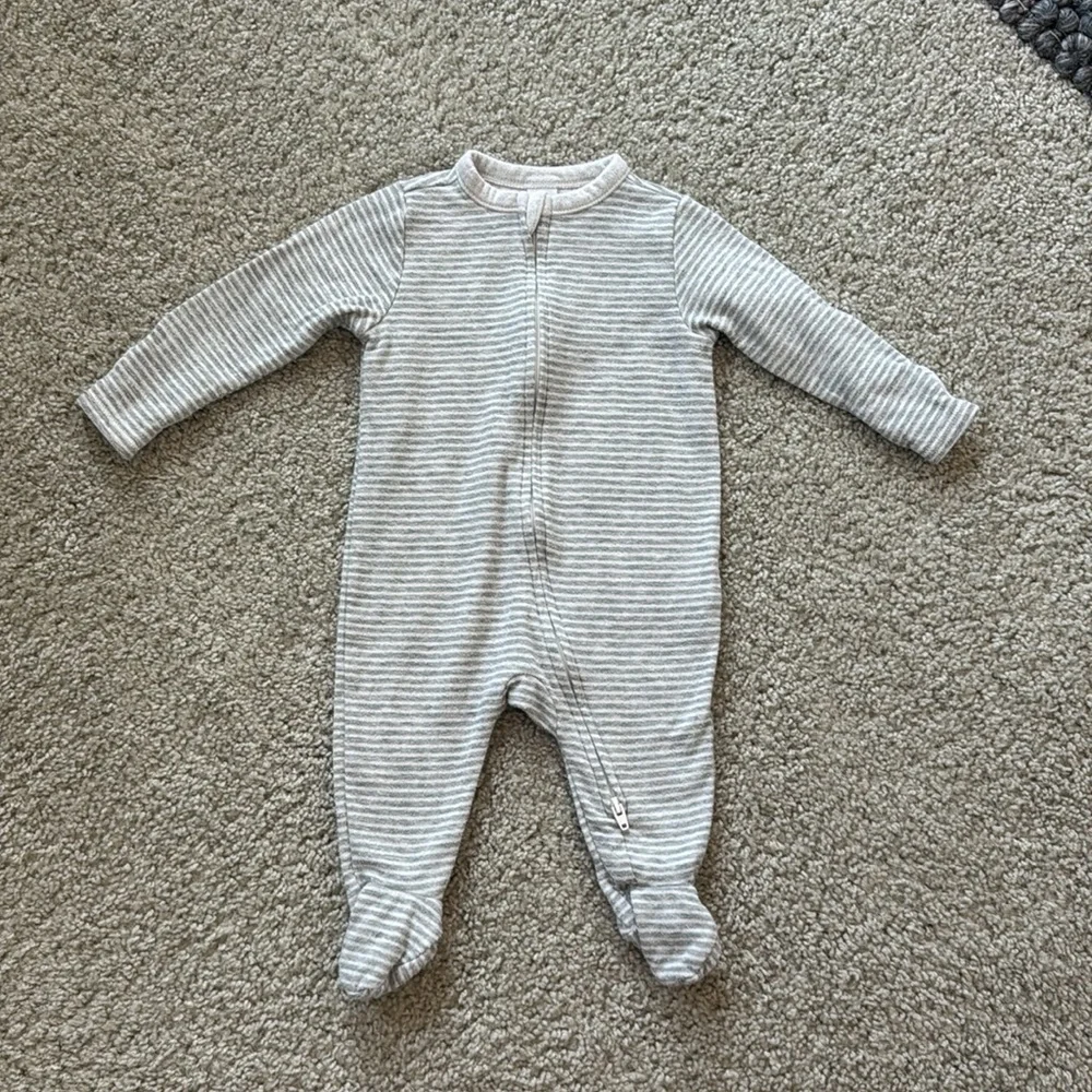 Old Navy Baby Zip Sleep & Play Footies - Set of Four 3-6 Month